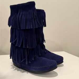 Minnetonka Blue Suede Layer Fringe Boots Size Kids 6